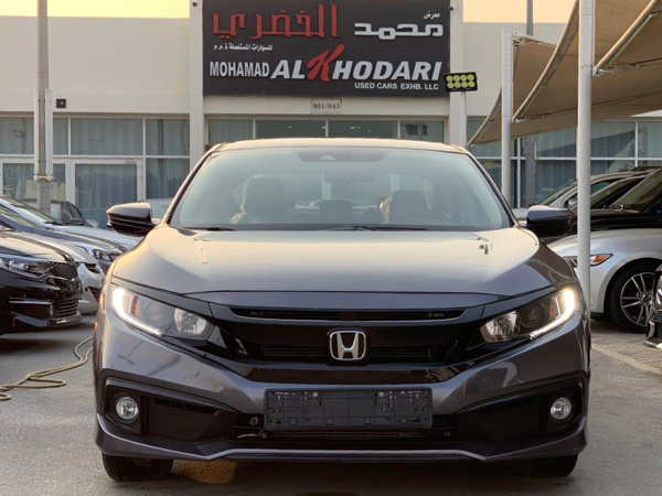 Honda Civic Ima 2019 هوندا Civic Ima هوندا سيفيك 2019 شاشة امريكي كاميرا نظام توفير Eco عداد الكتروني هاند بريك كهرباء في حالة الوكالة ماشية 30 الف السعر 37000 Carshopdubai